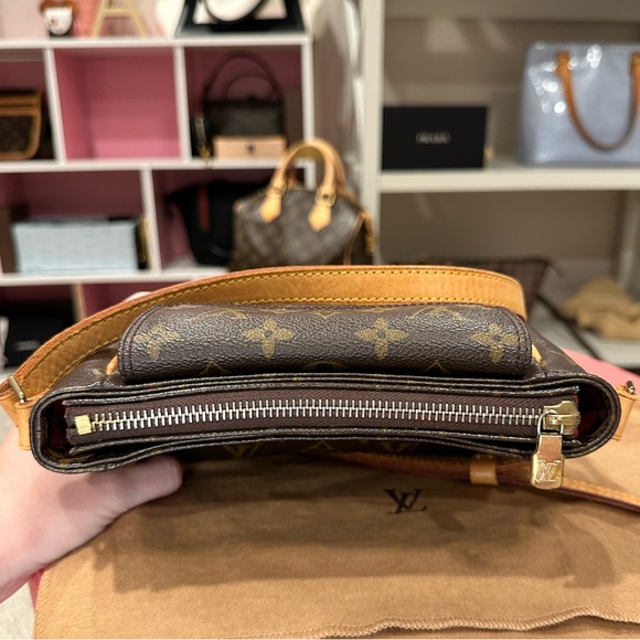 Louis Vuitton Viva Cite PM - Picture 9 of 16